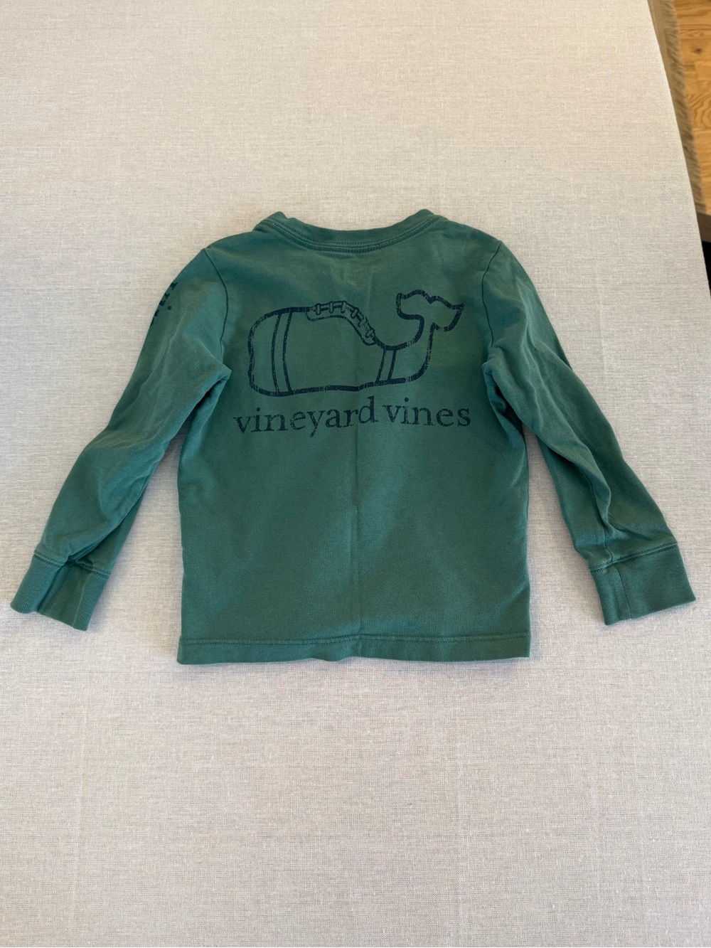 Vineyard Vines longsleeve kids tee